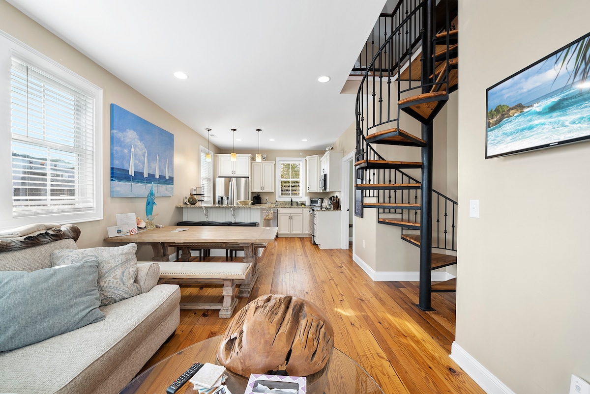 3BR Bungalow living area